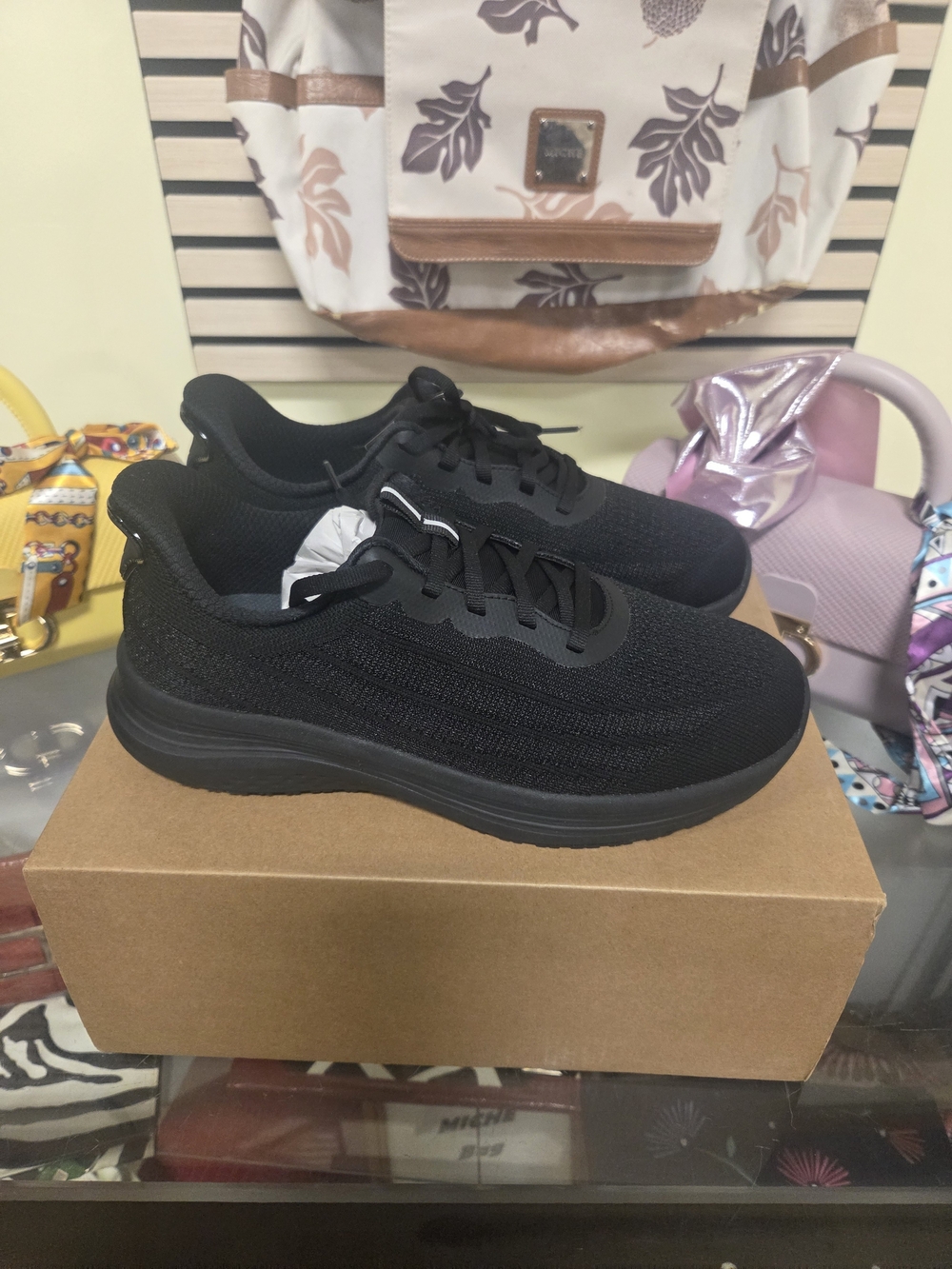 Womens Orthofeet Black Athletic Work Walking Orthepedic Sneakers w/inserts
